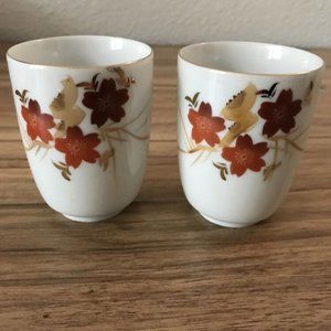 Set Of Two Japanese Made In Japan White Blossom Gilded Tea Sake Cup.